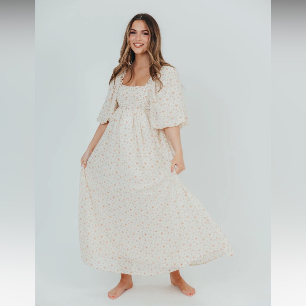 Melody Maxi Dress with Pleats and Bow Detail in Ivory Floral- Small